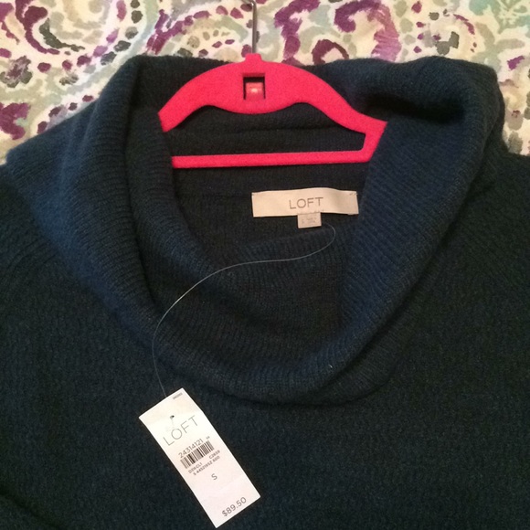 Loft Womans green sweater dress - Picture 3 of 4